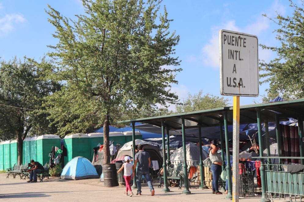 Il campo è a pochi passi dal ponte internazionale e dalla gemella Usa Hidalgo - Msf