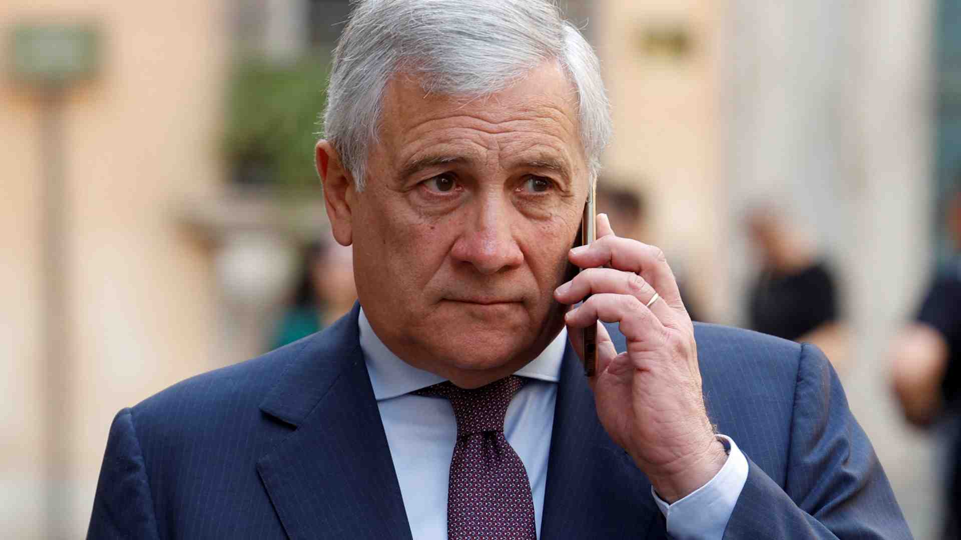 Immagine di Italiani a Guantanamo? Tajani: «Non accadrà, rimpatrieremo gli irregolari»