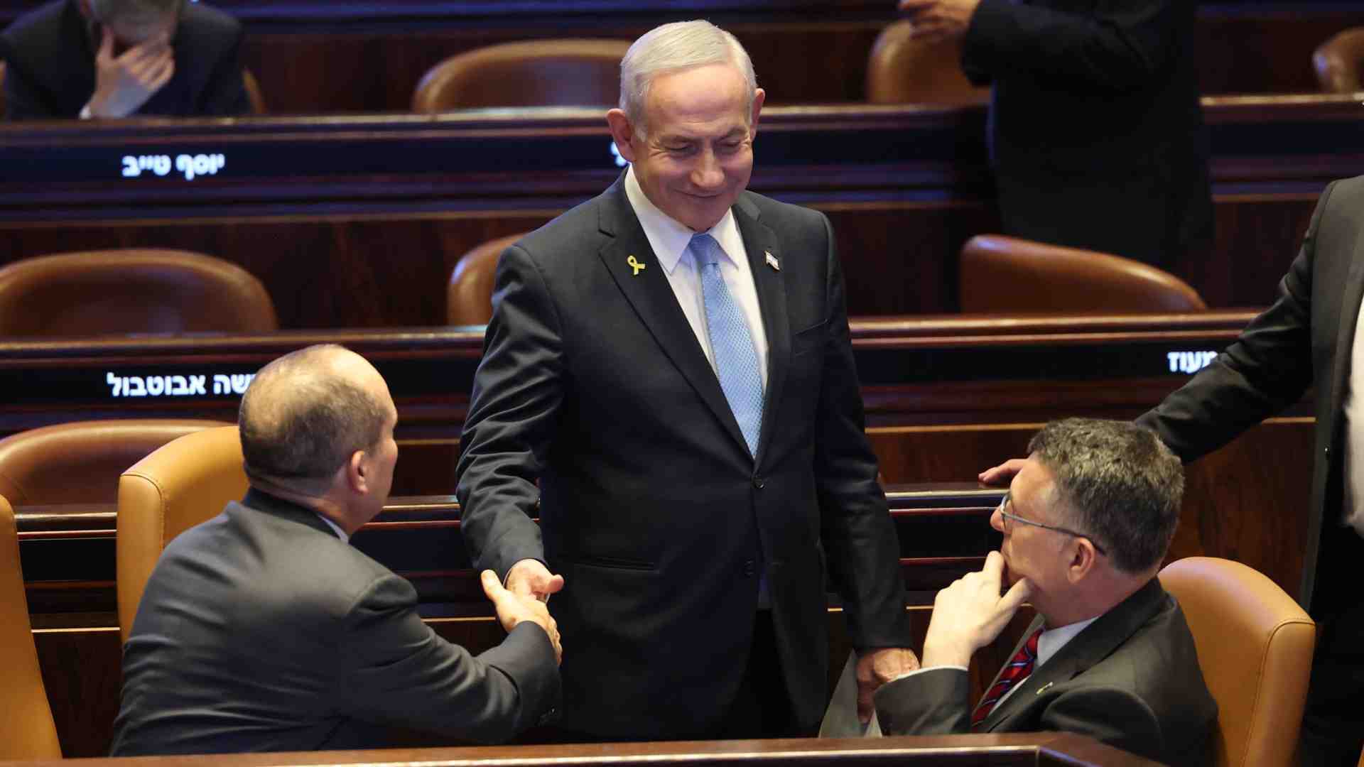 Immagine di Non passa la sfiducia, Netanyahu si salva. E accelera i piani sull'Iran