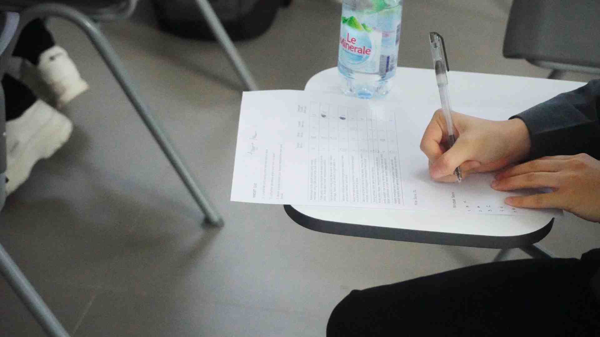 Immagine di Esami da abolire (con dubbi perché). Un confronto tra Italia e Inghilterra