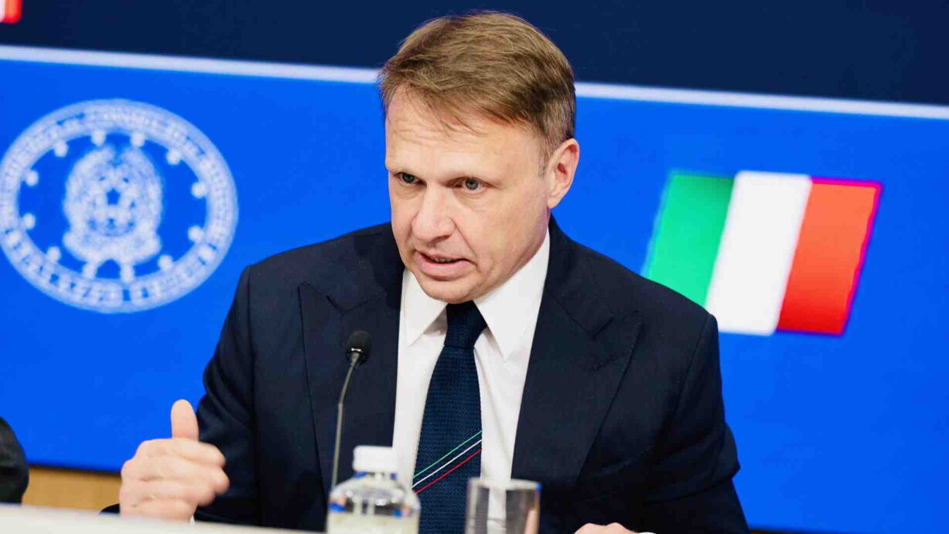 Immagine di Il ministro Lollobrigida: “Con Sbarra rompiamo un altro tetto di cristallo”