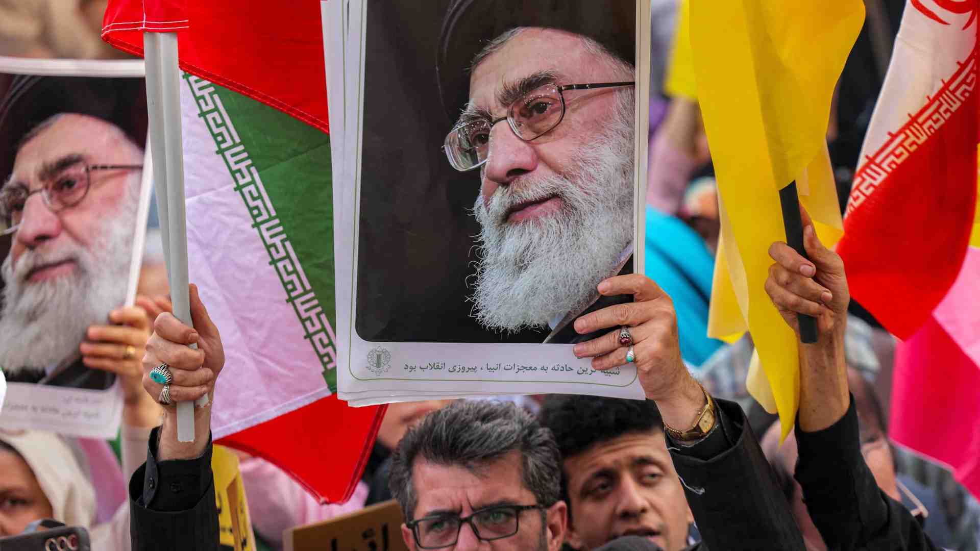 Immagine di «È il punto più basso della nostra storia». Teheran e la grande paura