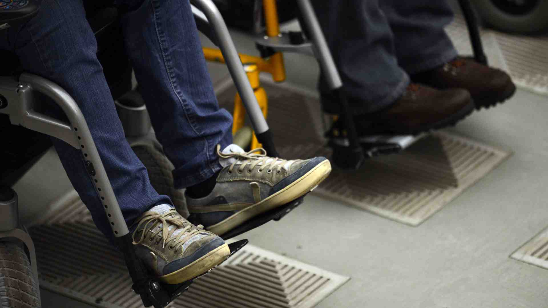 Immagine di A Napoli gli assegni di cura per i disabili gravissimi sono dimezzati