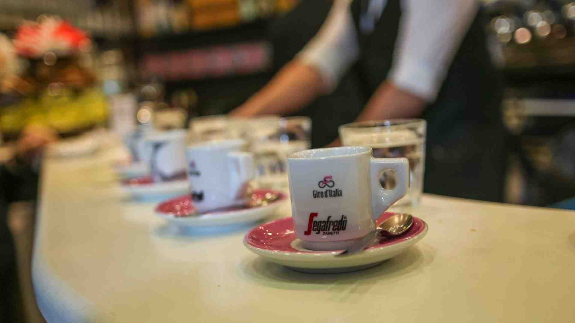 Immagine di Consumi in ripresa nei bar e ristoranti. Stoppani: luoghi di coesione sociale