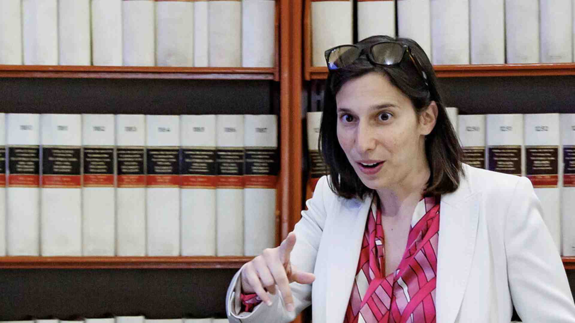 Immagine di Il terzo mandato spacca il Pd: "Zaia sì e Beppe Sala no?". La contromossa di Schlein è sulla legge elettorale
