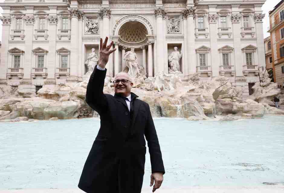 Al sindaco di Roma Gualtieri sono sfuggiti di mano i social