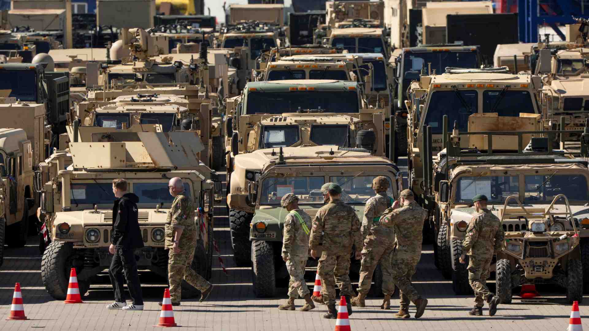 Immagine di Spesa militare al 5% del Pil? All'Italia costerebbe 400 miliardi in 10 anni