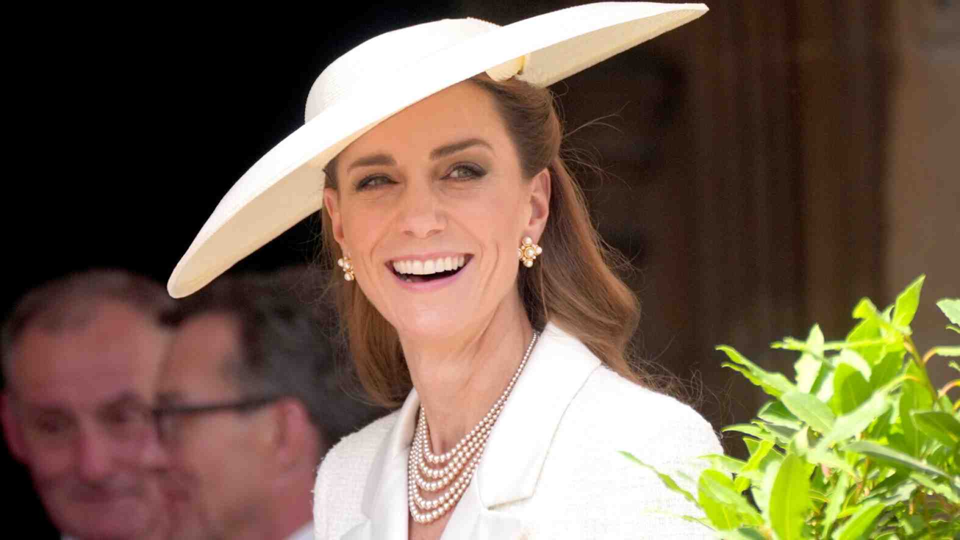 Immagine di Il segreto del cigno. La nuova biografia della principessa Kate Middleton