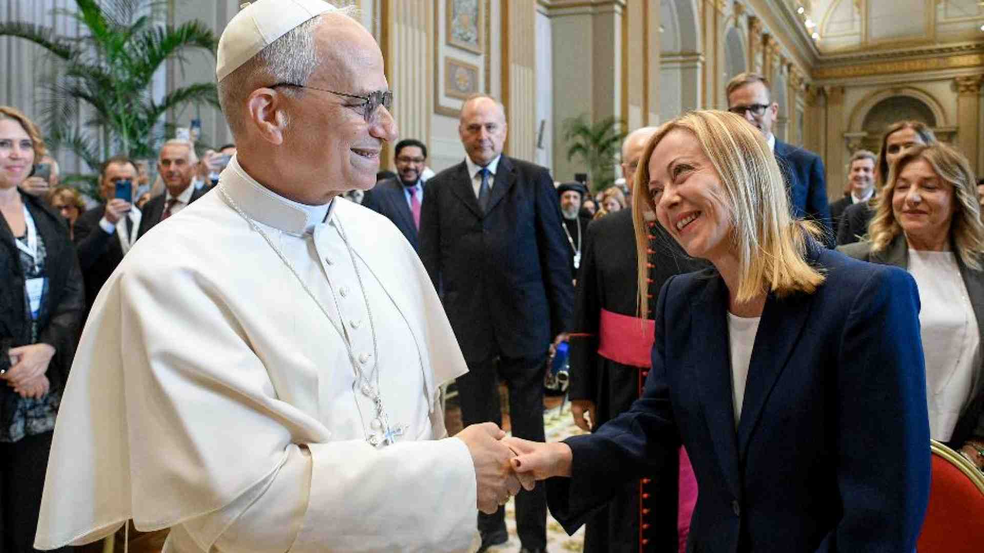 Immagine di Il Papa incontra i governanti e indica due sfide (e una bussola)