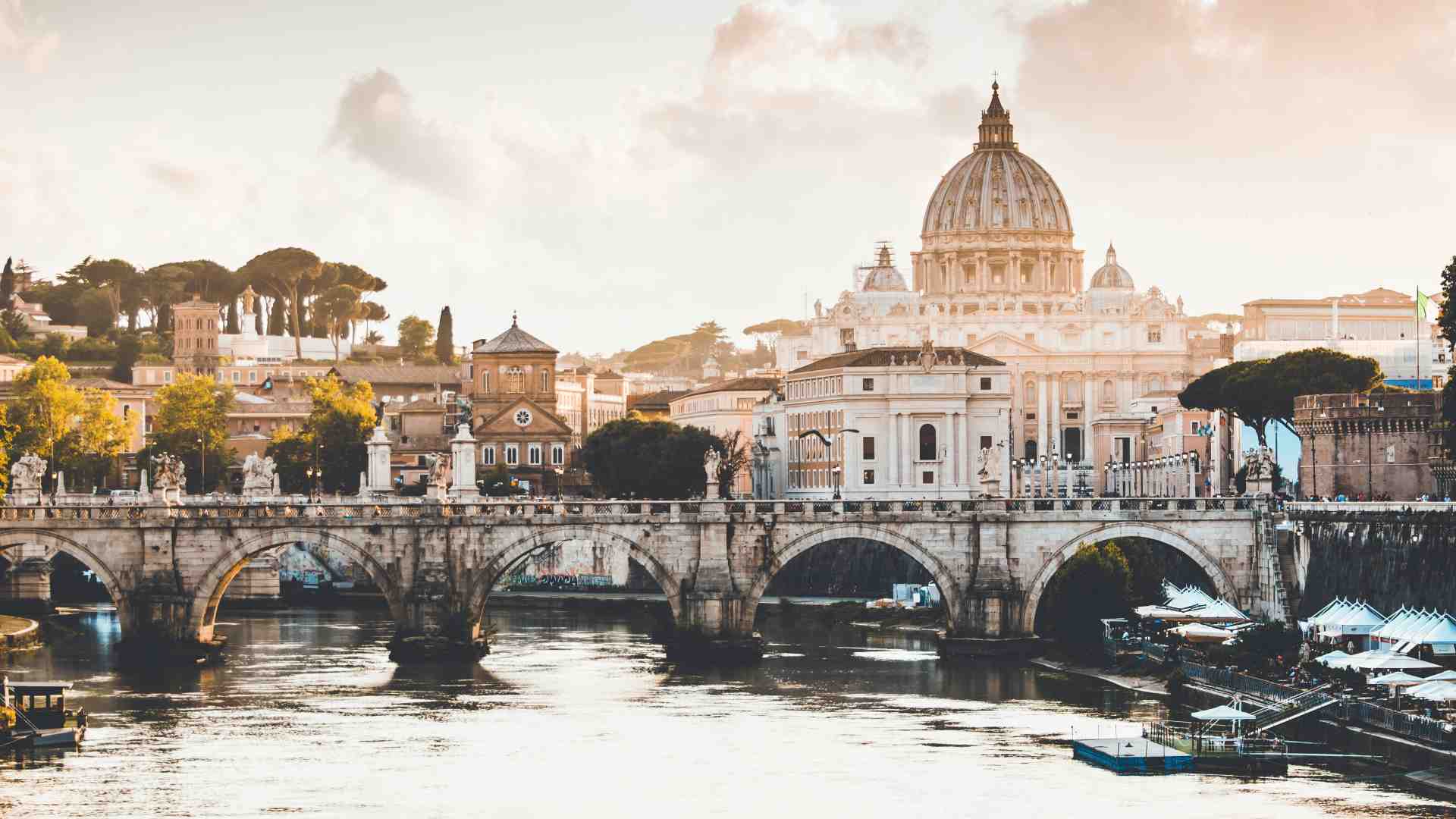 Immagine di Giardini e terrazze. Ristoranti all’aperto, idee fresche per l’estate romana. Tra vivai, rooftop e dehors