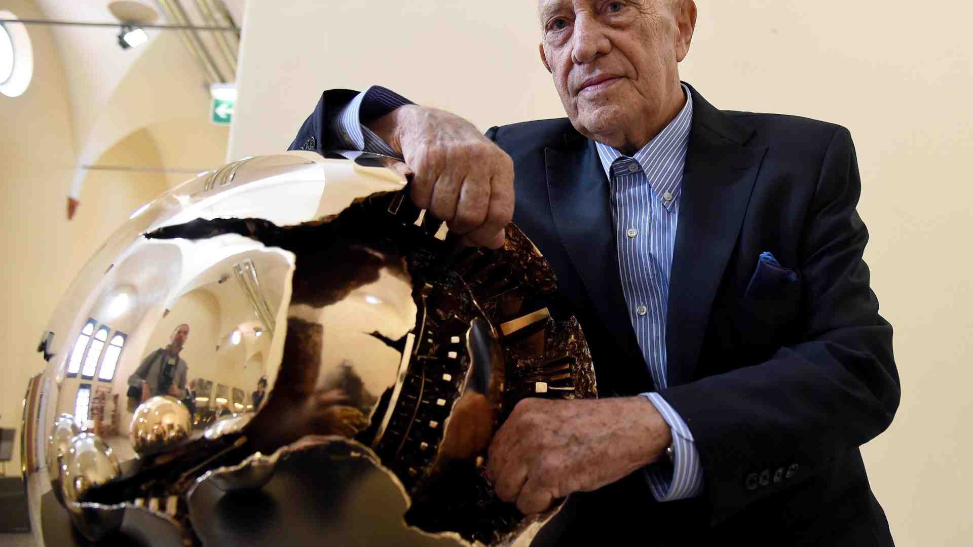 Immagine di L’unica vera arte è rotonda. In morte di Arnaldo Pomodoro