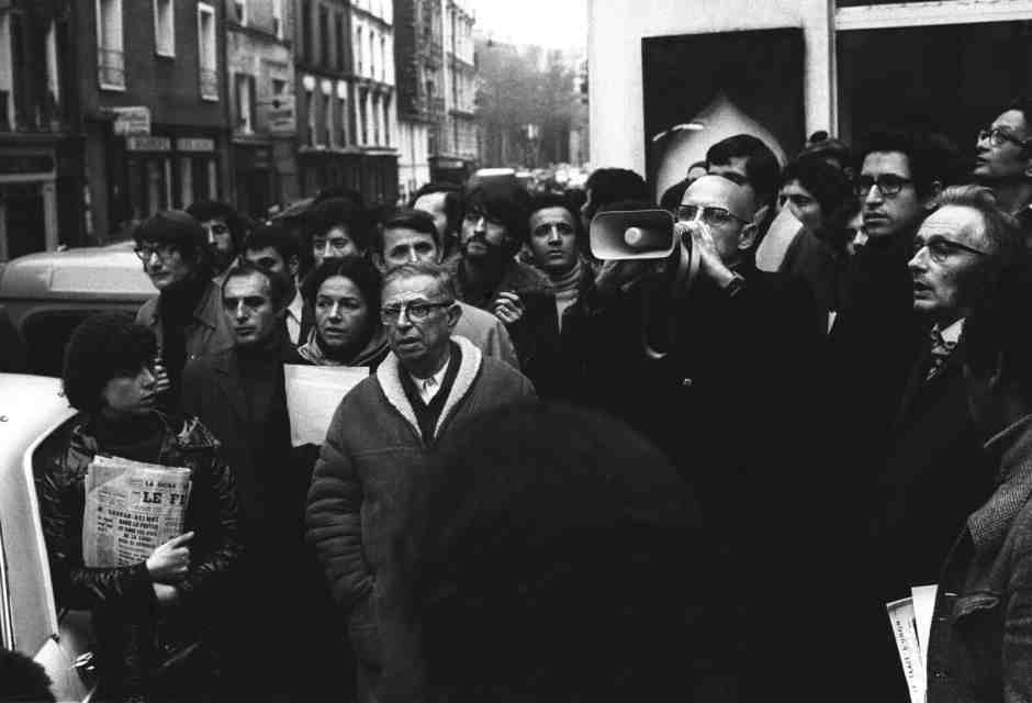 Sartre e Gluksmann con Foucault, che della Rivoluzione khomeinista scrisse: &ldquo;&Egrave; la forma pi&ugrave; moderna della rivolta e la pi&ugrave; folle&rdquo; (Getty)