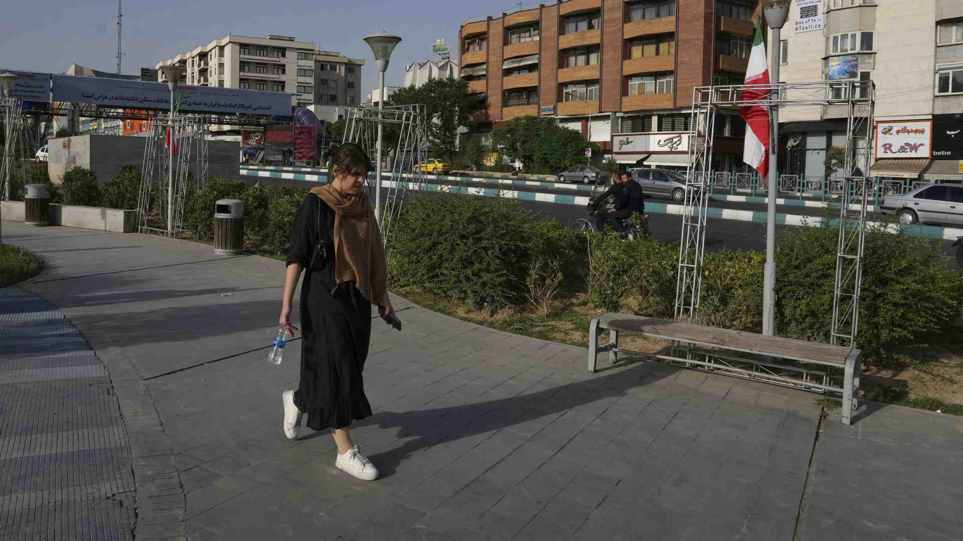 Immagine di Gli iraniani temono di rimanere da soli con un regime determinato a sopravvivere
