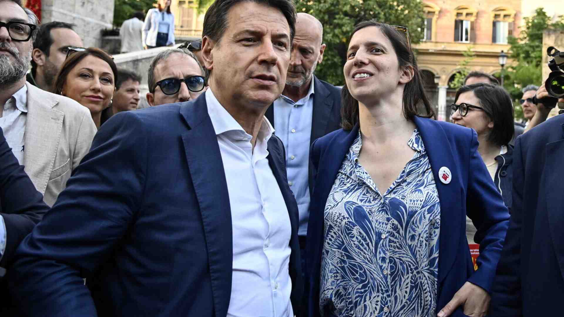Immagine di Dilemma Pd. Come allargare al centro essendo governati dall’estrema