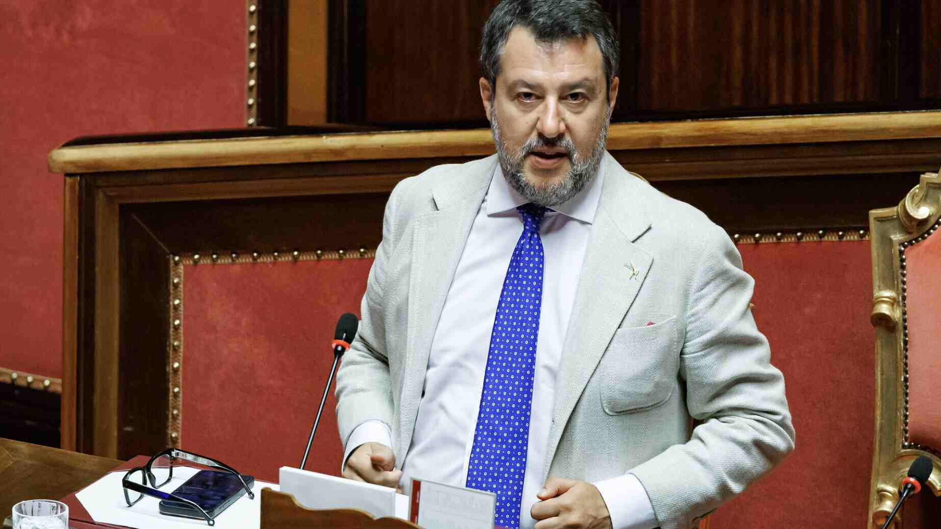 Immagine di Un seggio per il tesoriere della Lega. L'operazione Salvini: esce Laura Ravetto ed entra Alberto Di Rubba