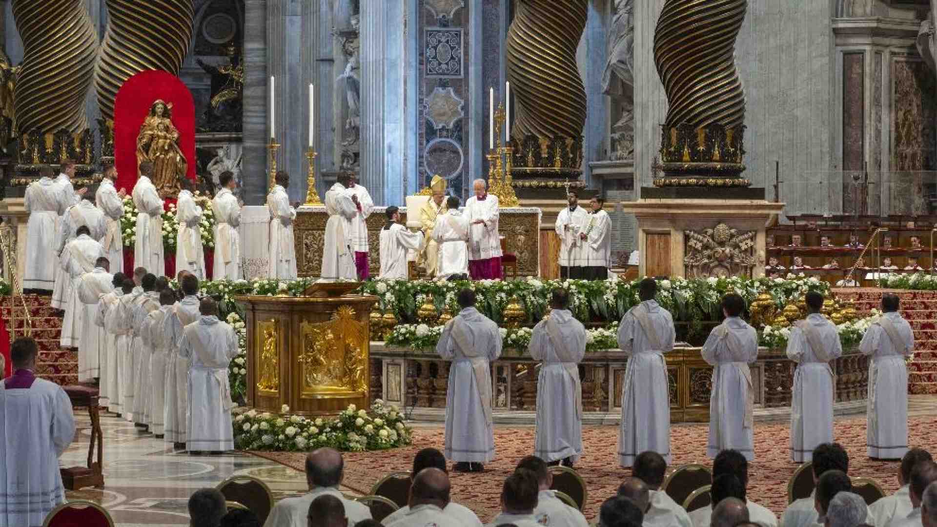 Immagine di Il Papa ai sacerdoti: vicini alla gente e capaci di perdono