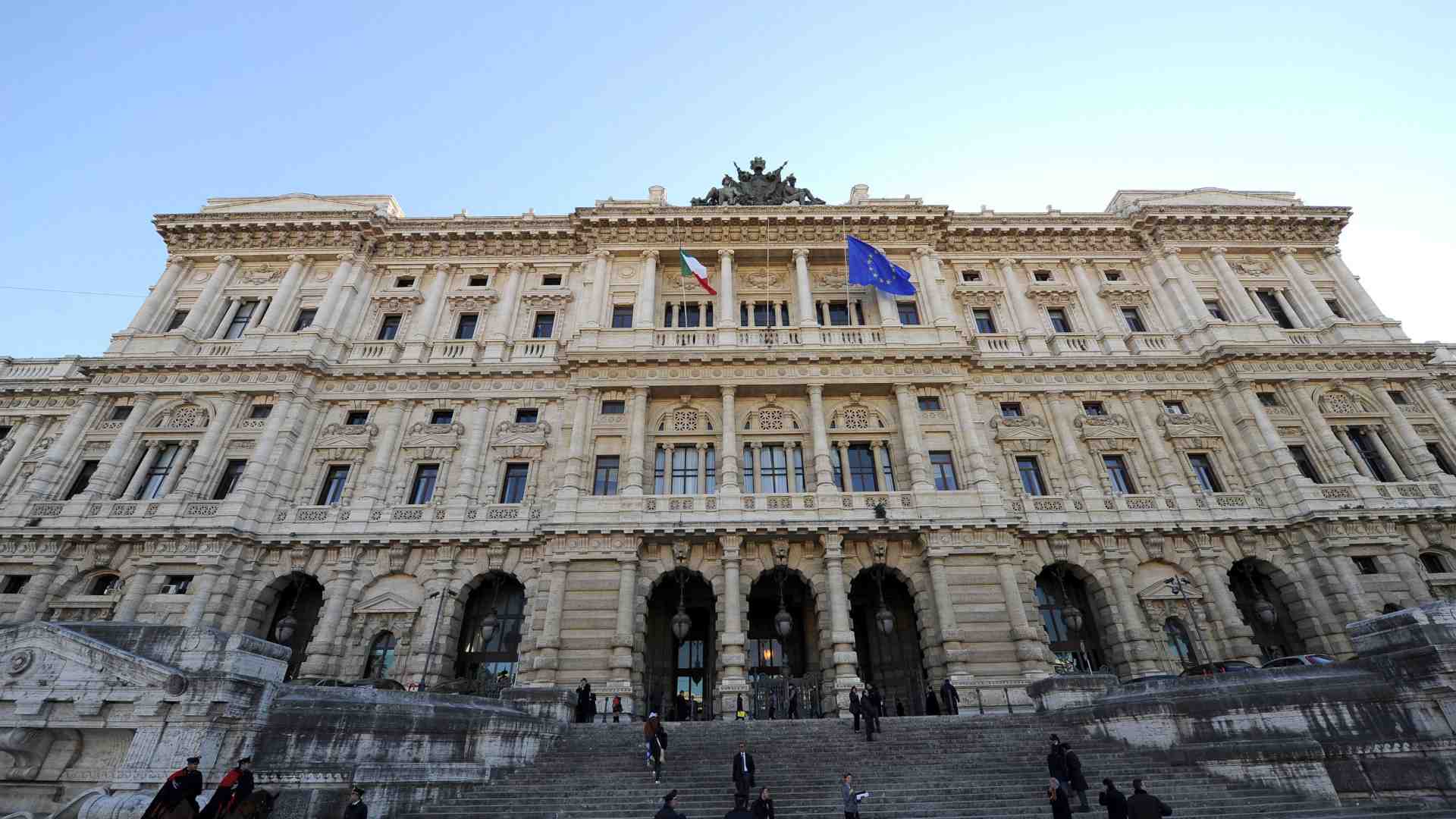 Immagine di I dubbi della Cassazione sul dl sicurezza: «criticità» nel metodo e nel merito