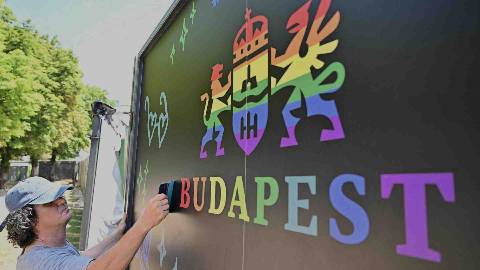Immagine di Il Pride proibito anti-Orban è già diventato un caso politico