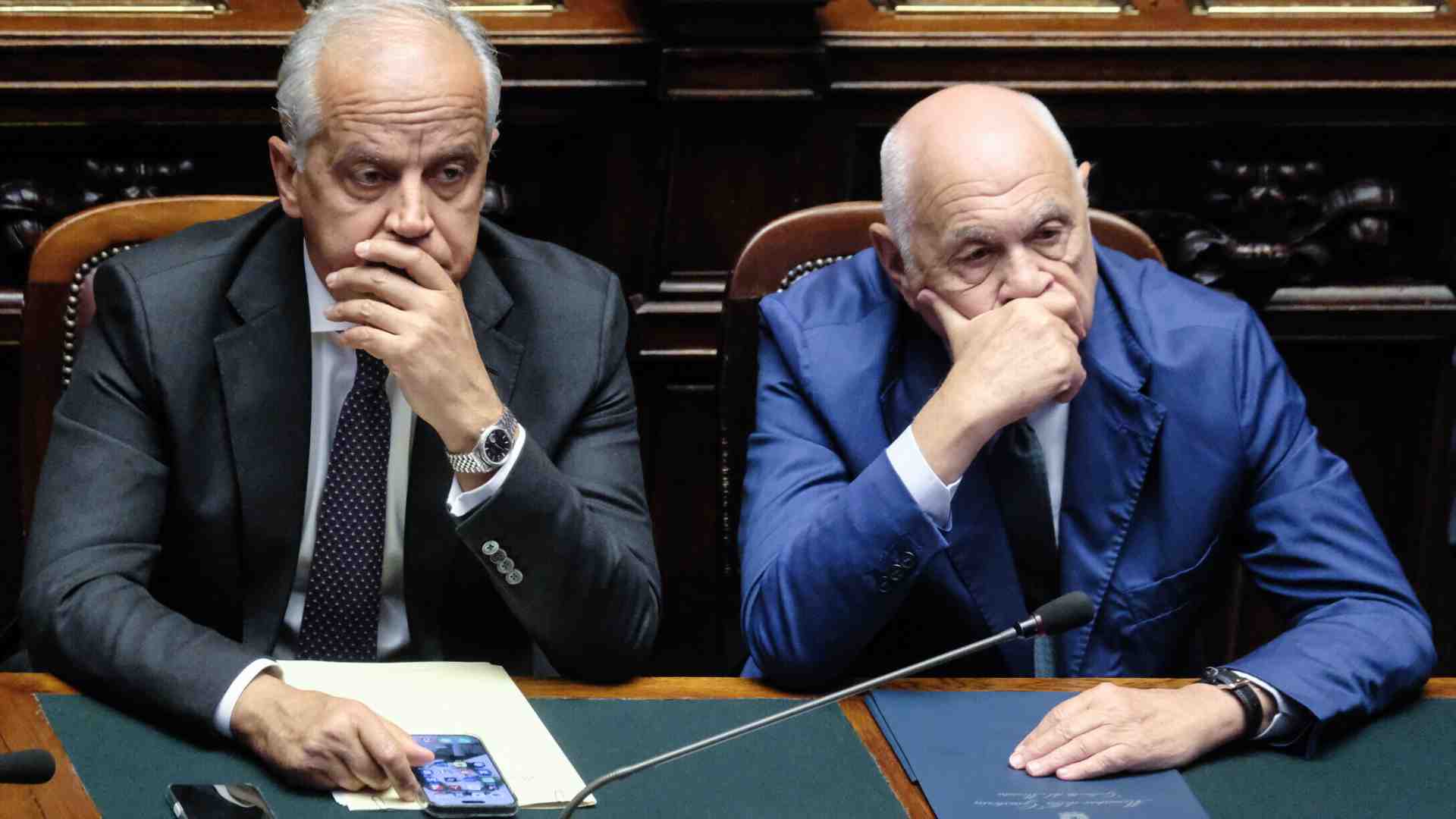 Immagine di La destra applaude i poliziotti e fischia i magistrati, la sinistra fa l'opposto