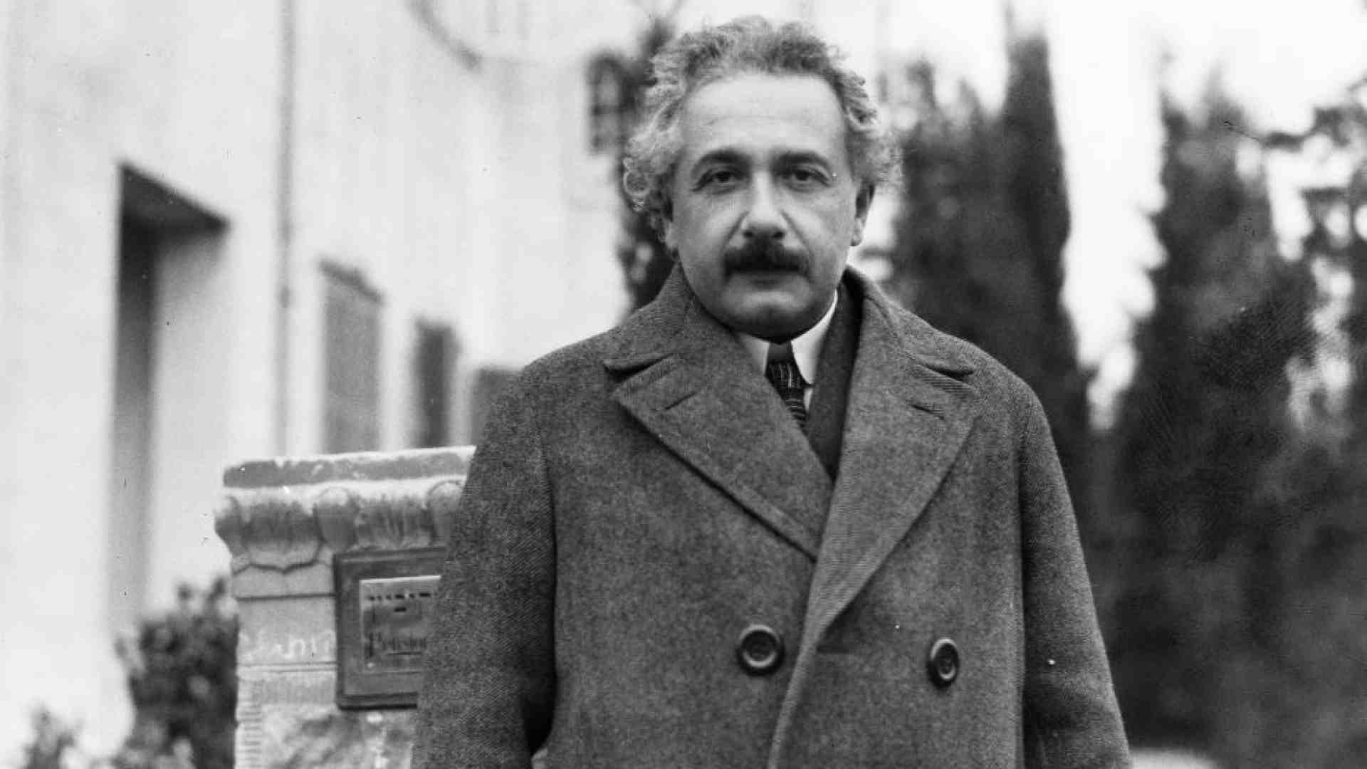 Immagine di Gabriella Greison: «Racconto l'impronta di Dio nella pace di Einstein»