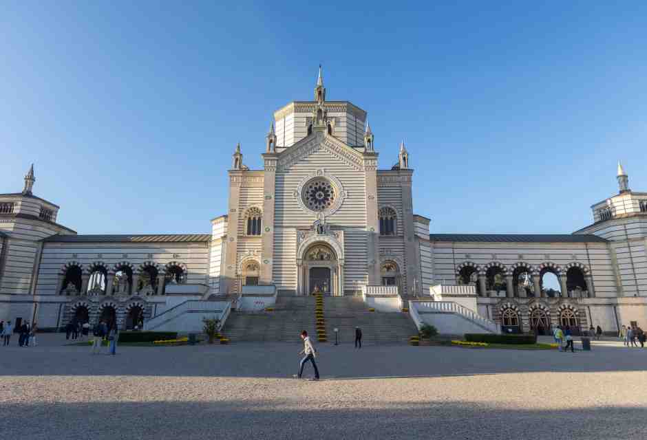 Sul limitare della città dei morti. Lettera da un confine