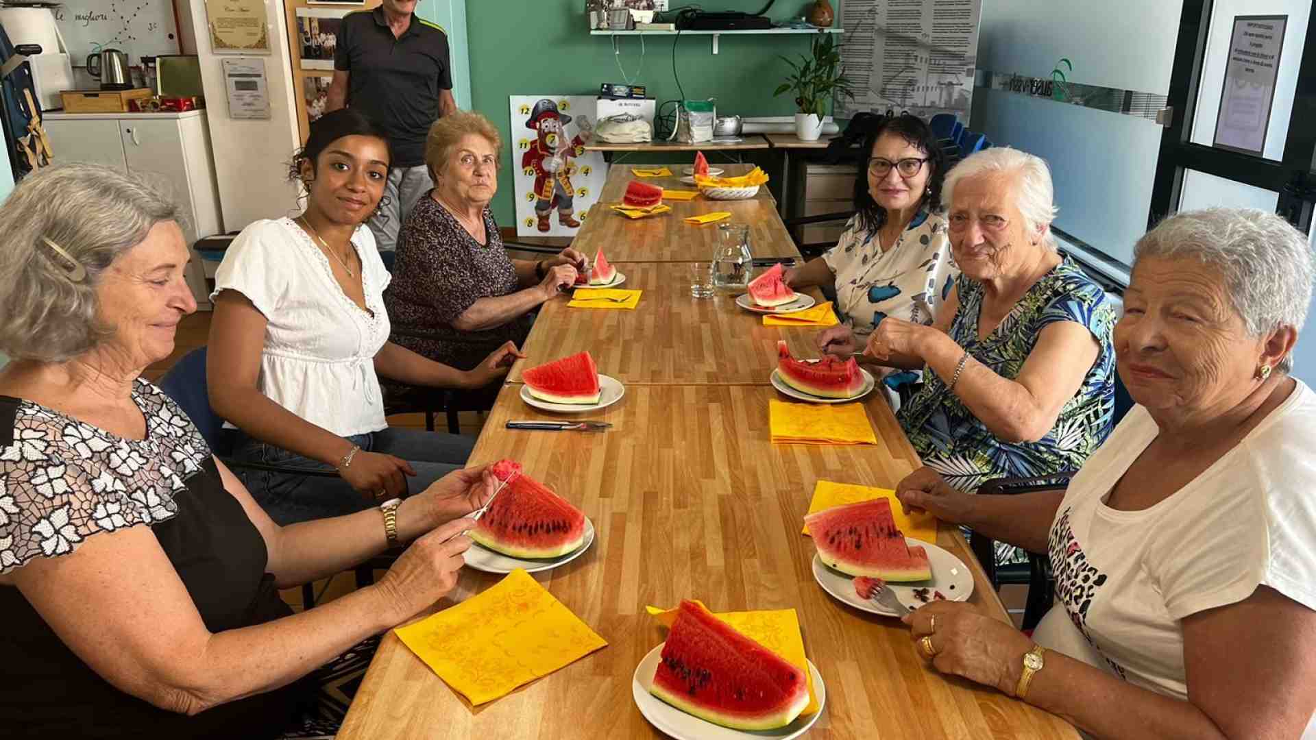 Immagine di L'estate calda degli anziani, tra volontari e ricerca di compagnia