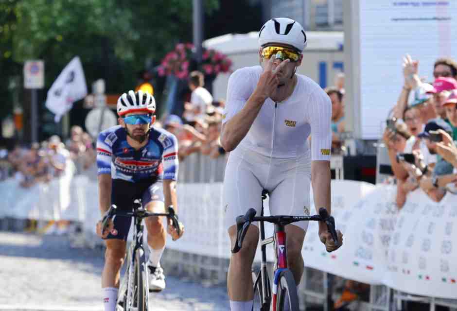 La vittoria di Filippo Conca a Gorizia. Il lombardo ha vinto i campionati italiani 2025 di ciclismo (foto Federciclismo)