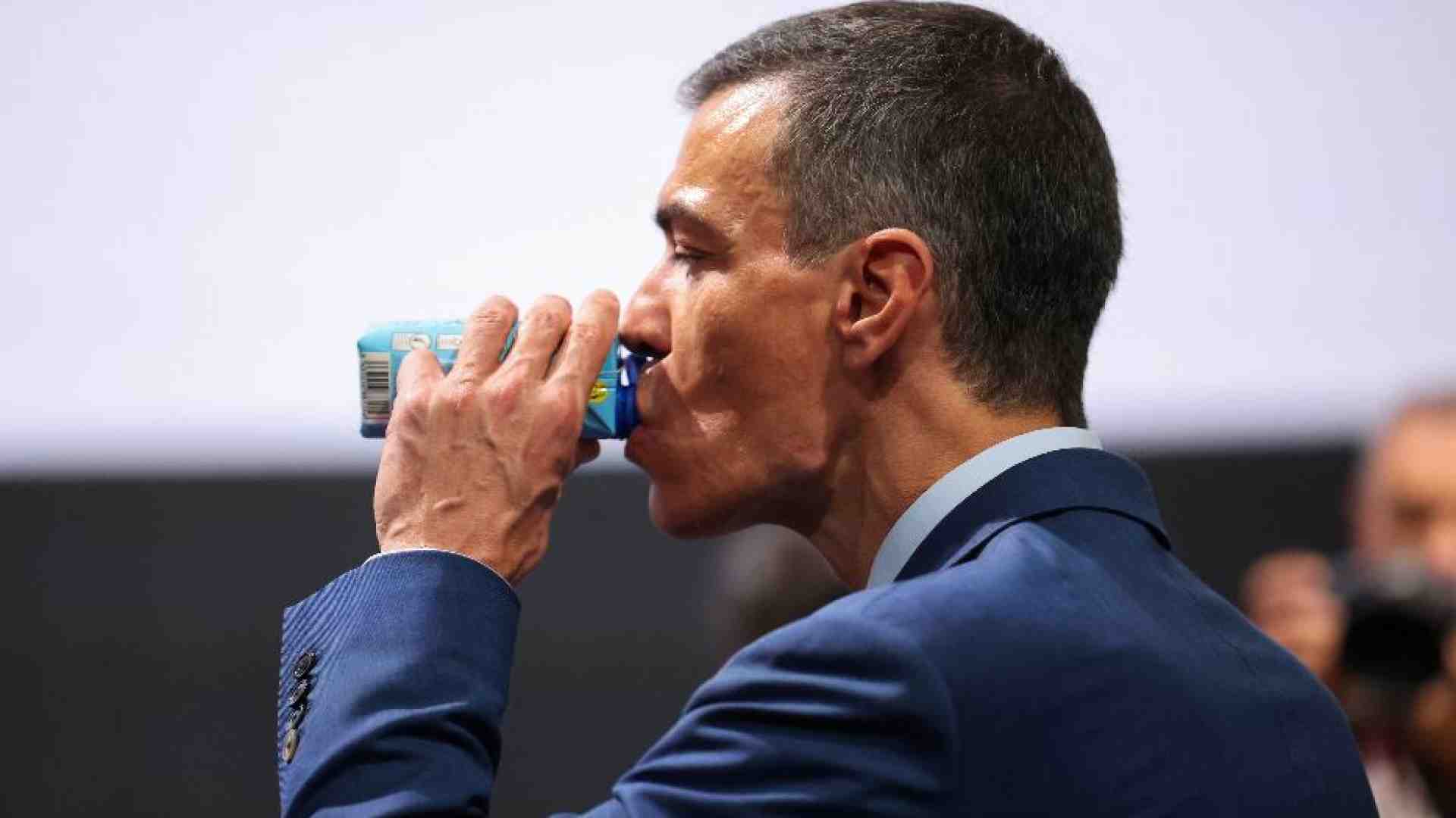 Immagine di Pedro Sánchez traballa: l'«Ultimo dei mohicani» rischia il tonfo