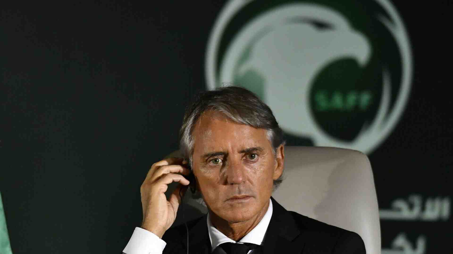 Immagine di Mancini tifa Acquaroli, ma i dem di Ricci minimizzano: “L'ex ct non sta molto simpatico ai marchigiani”