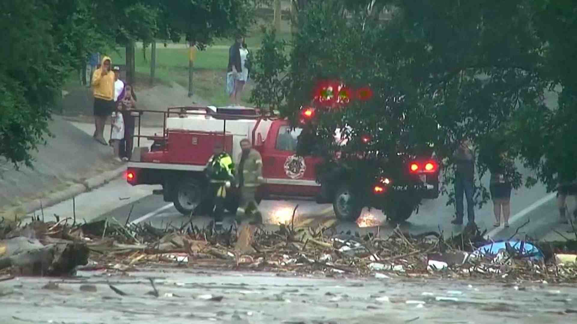 Immagine di Alluvioni in Texas: 13 morti e 23 dispersi (anche bambini)