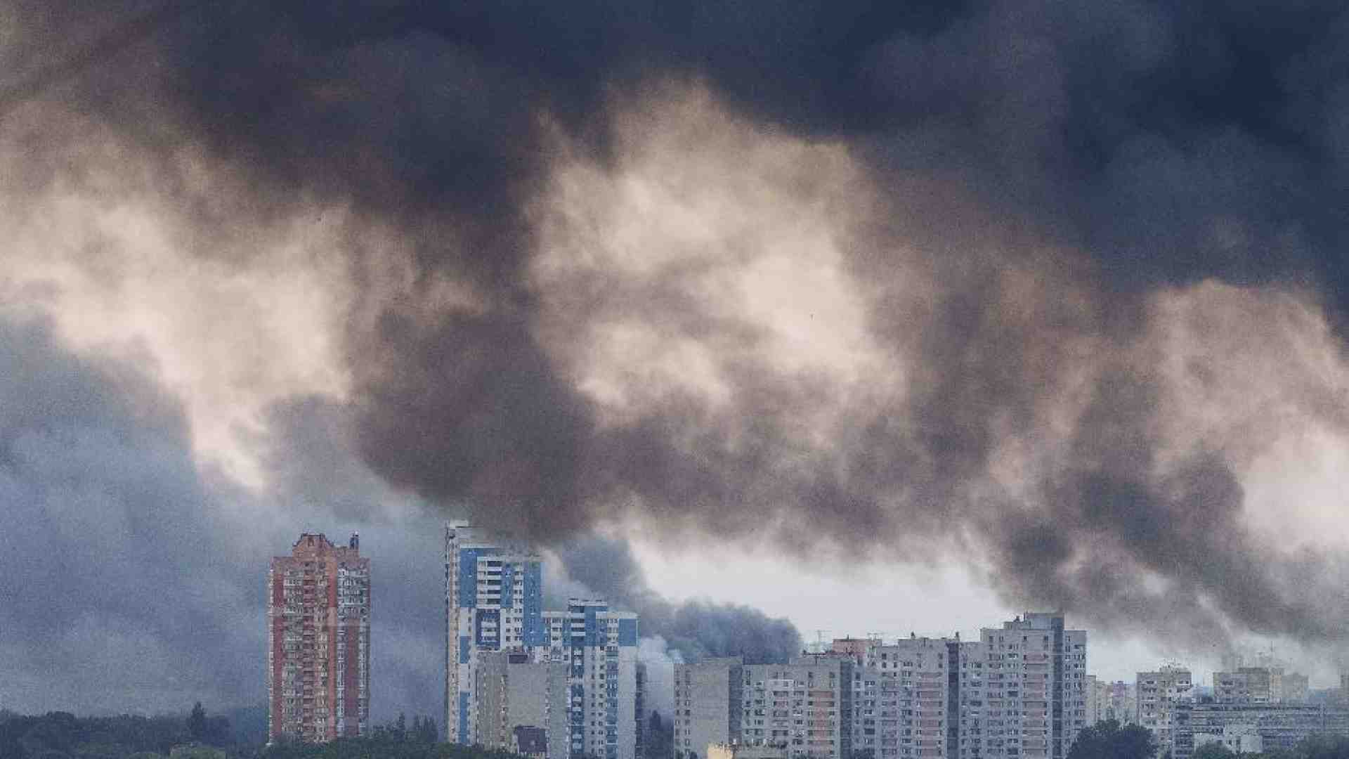 Immagine di Trump telefona a Zelensky e gli ridà i missili Patriot
