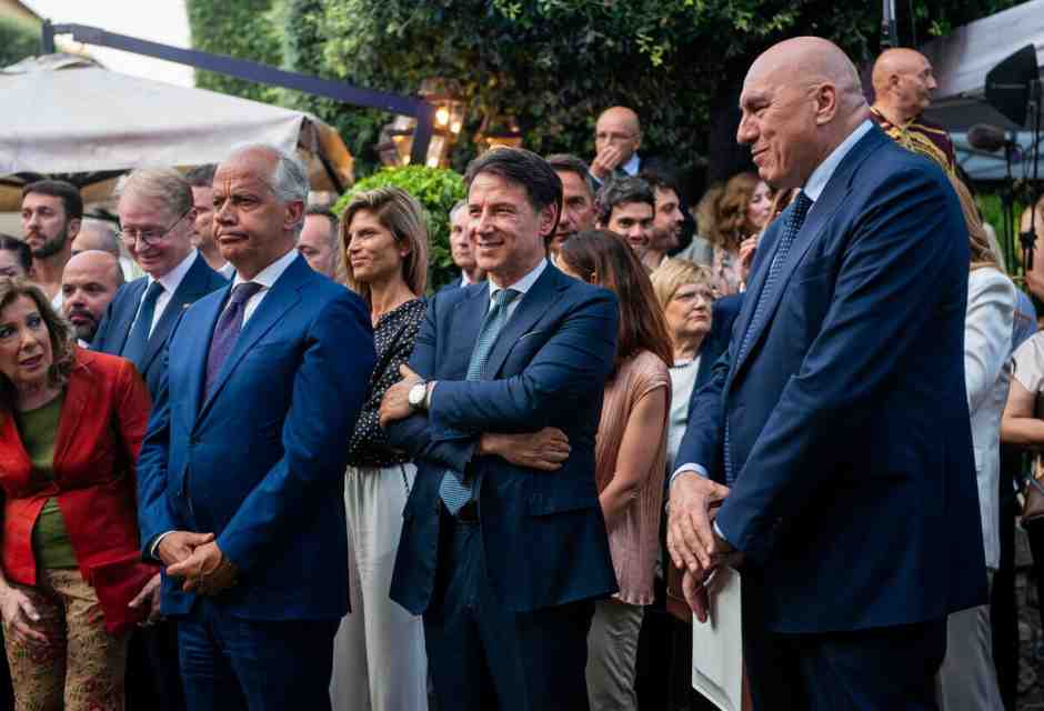 Parla Giuseppe Conte: "Schlein assente a Villa Taverna? Un errore discutere l'alleanza con gli Usa"
