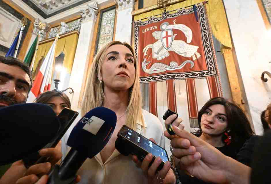 <span style="color: rgb(76, 76, 76); font-size: 11px; background-color: rgb(231, 231, 231);">La sindaca di Genova Silvia Salis (foto ANSA)</span>