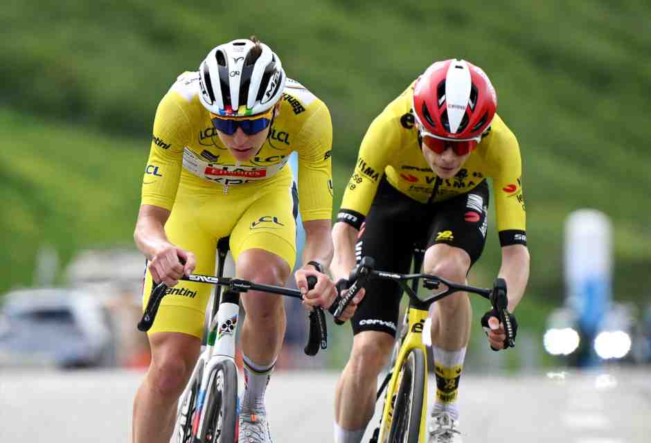 Tadej Pogacar e Jonas Vingegaard saranno i grandi protagonisti del Tour de France 2025 che scatta oggi  a Lilla pee concludersi il 27 luglio a Parigi (foto Getty Images)