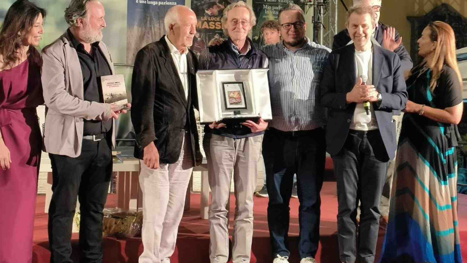 Immagine di Andrea Vitali ha vinto il Premio "Pontremoli" 2025