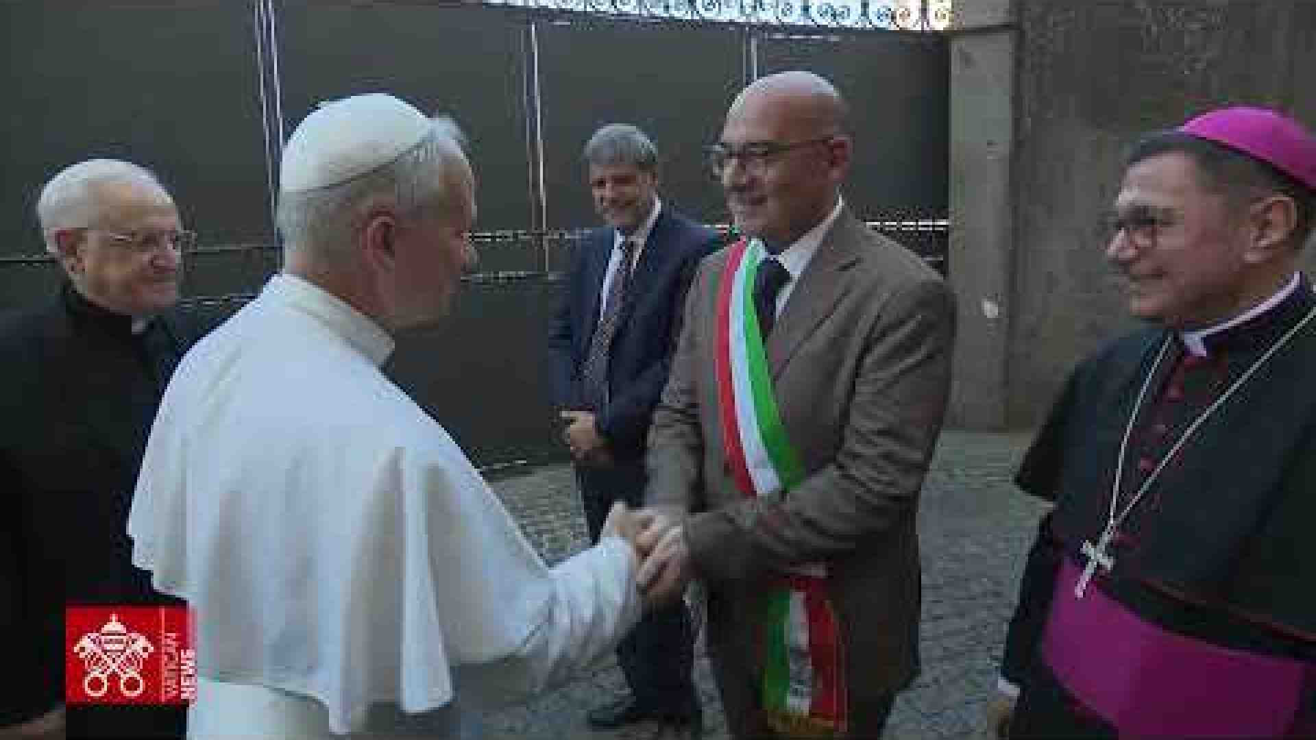 Immagine di Il Papa, l'appello per la pace. Come è iniziata la “vacanza” a Castel Gandolfo