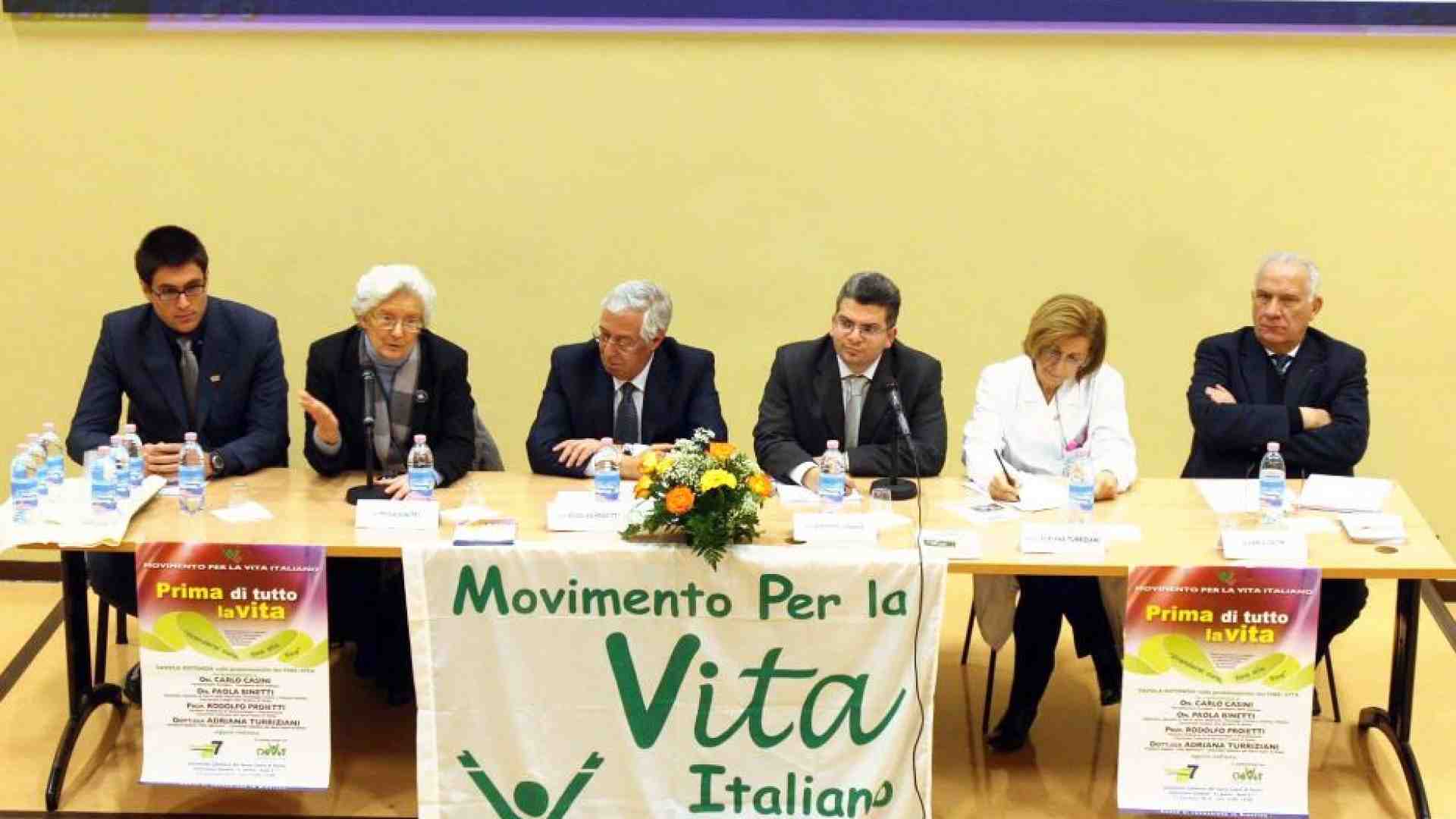 Immagine di Carlo Casini, costruttore di mura (e non di muri...)