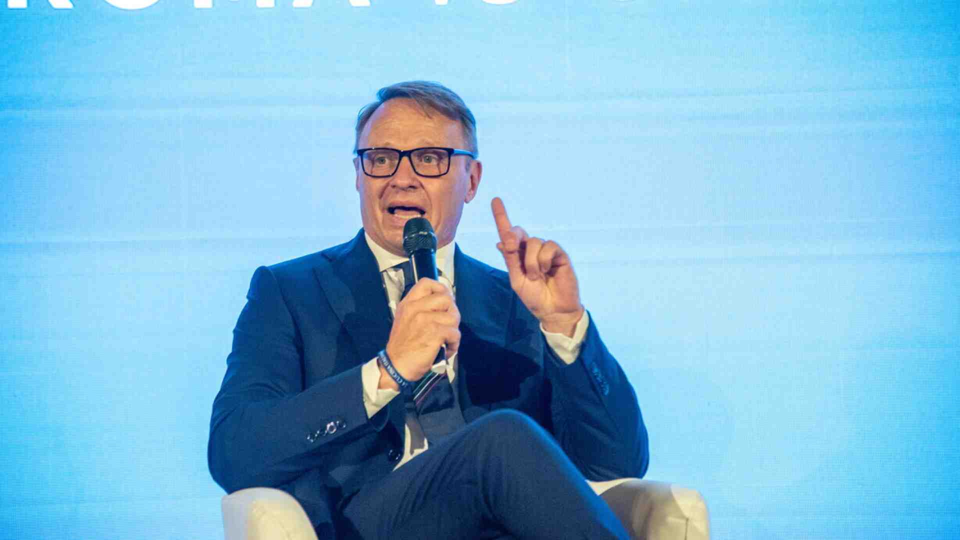 Immagine di Le capriole logiche di Lollobrigida sulla "bioregolazione”