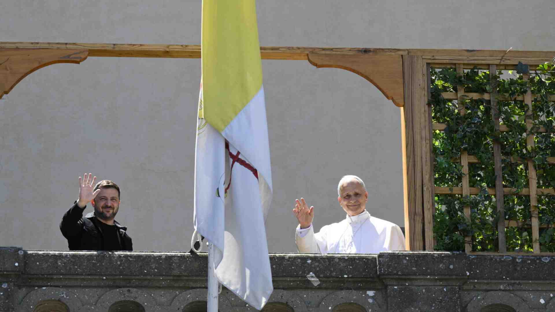 Immagine di Le differenze tra Papa Leone e Bergoglio sull'Ucraina