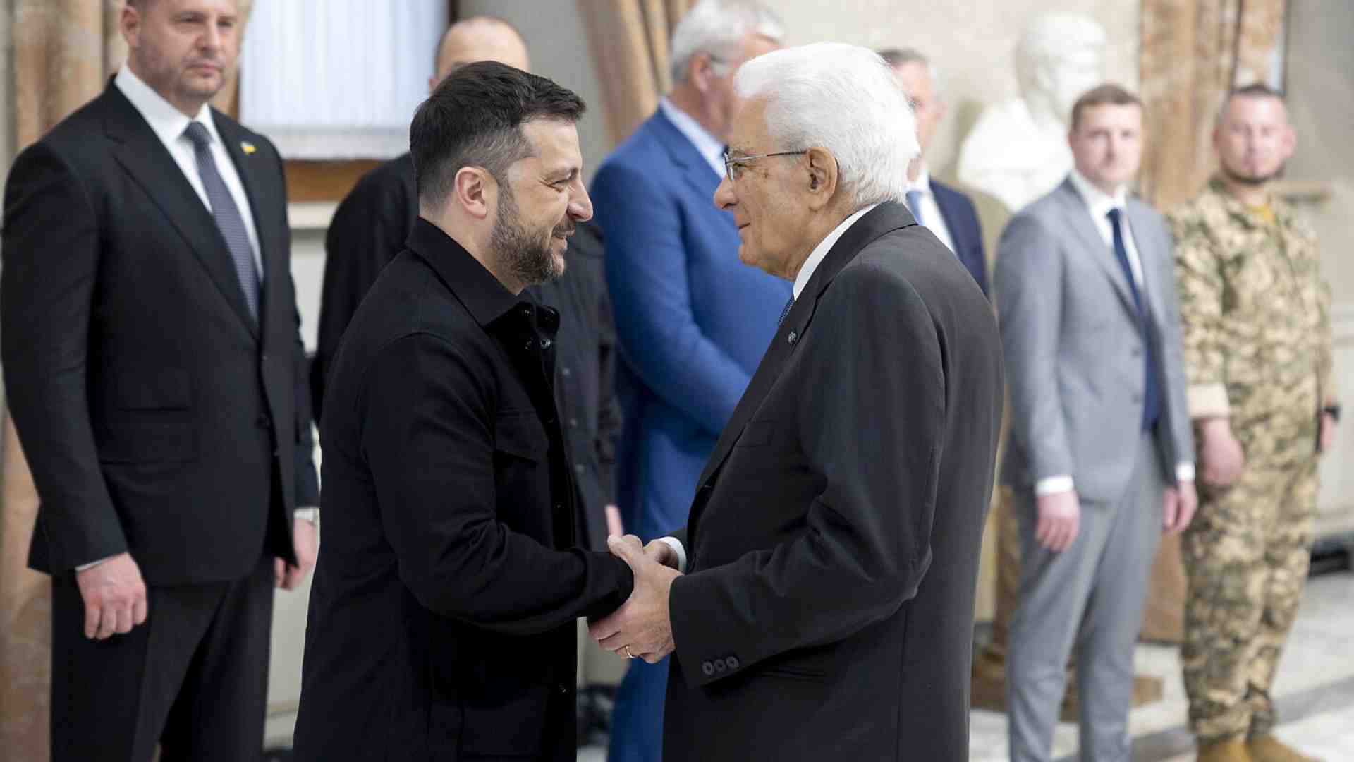 Immagine di Il gran modello Mattarella e Meloni contro la gnagnera anti Kyiv