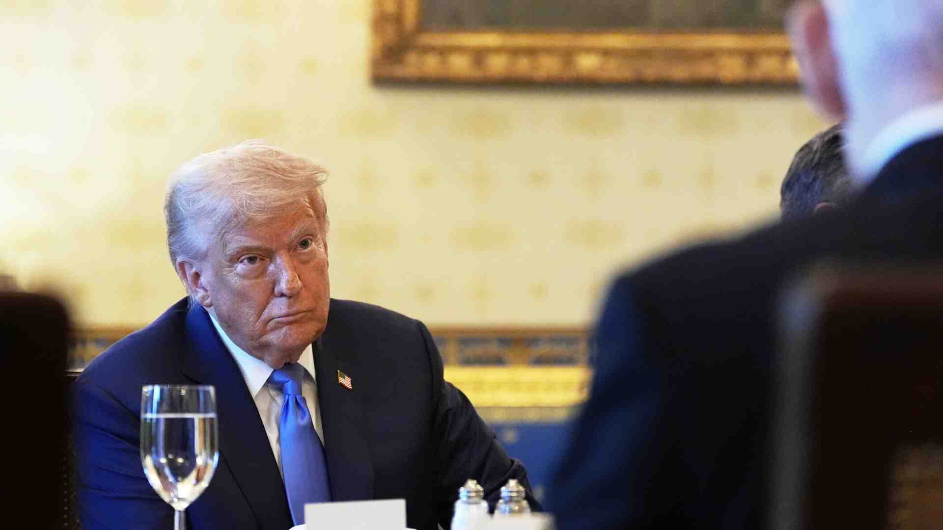 Immagine di Dazi, ingerenze e giustizia. La minaccia di Trump contro il Brasile e la visita di Lula in Argentina