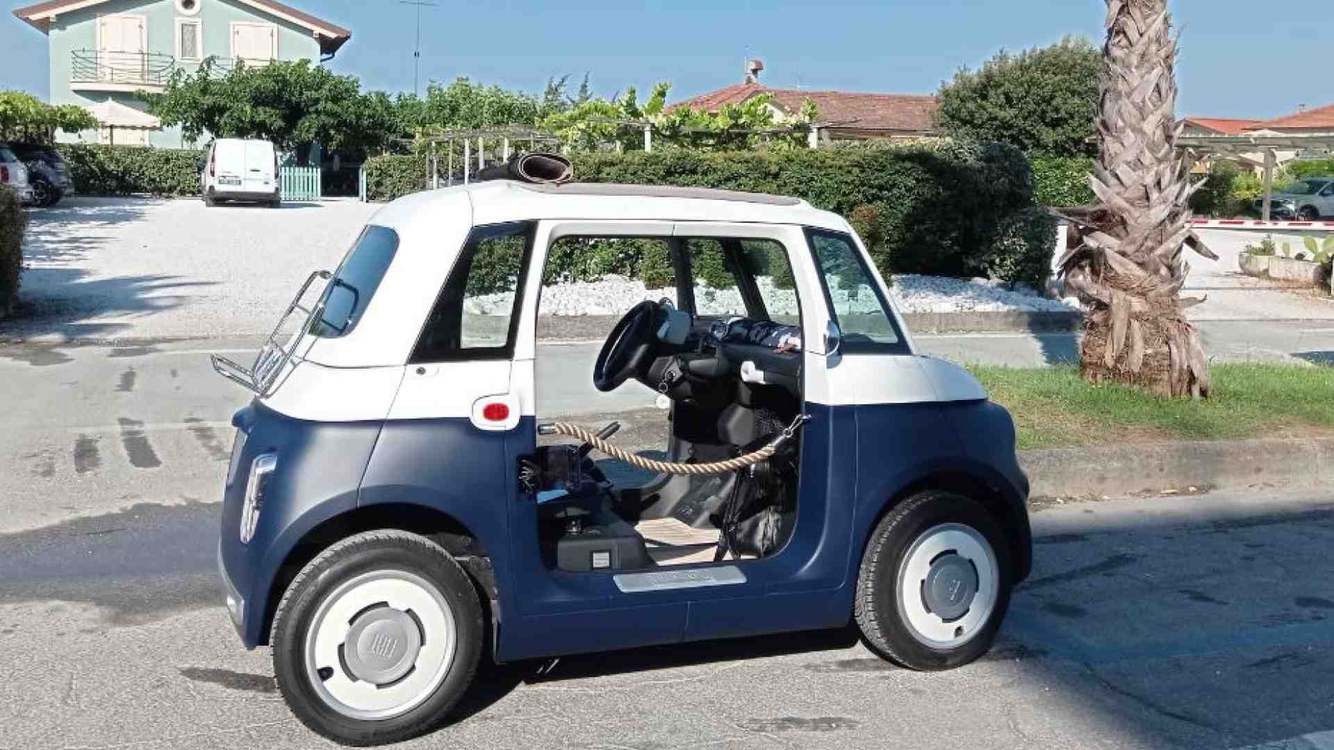 Immagine di Ecco la Fiat Topolino in edizione da spiaggia