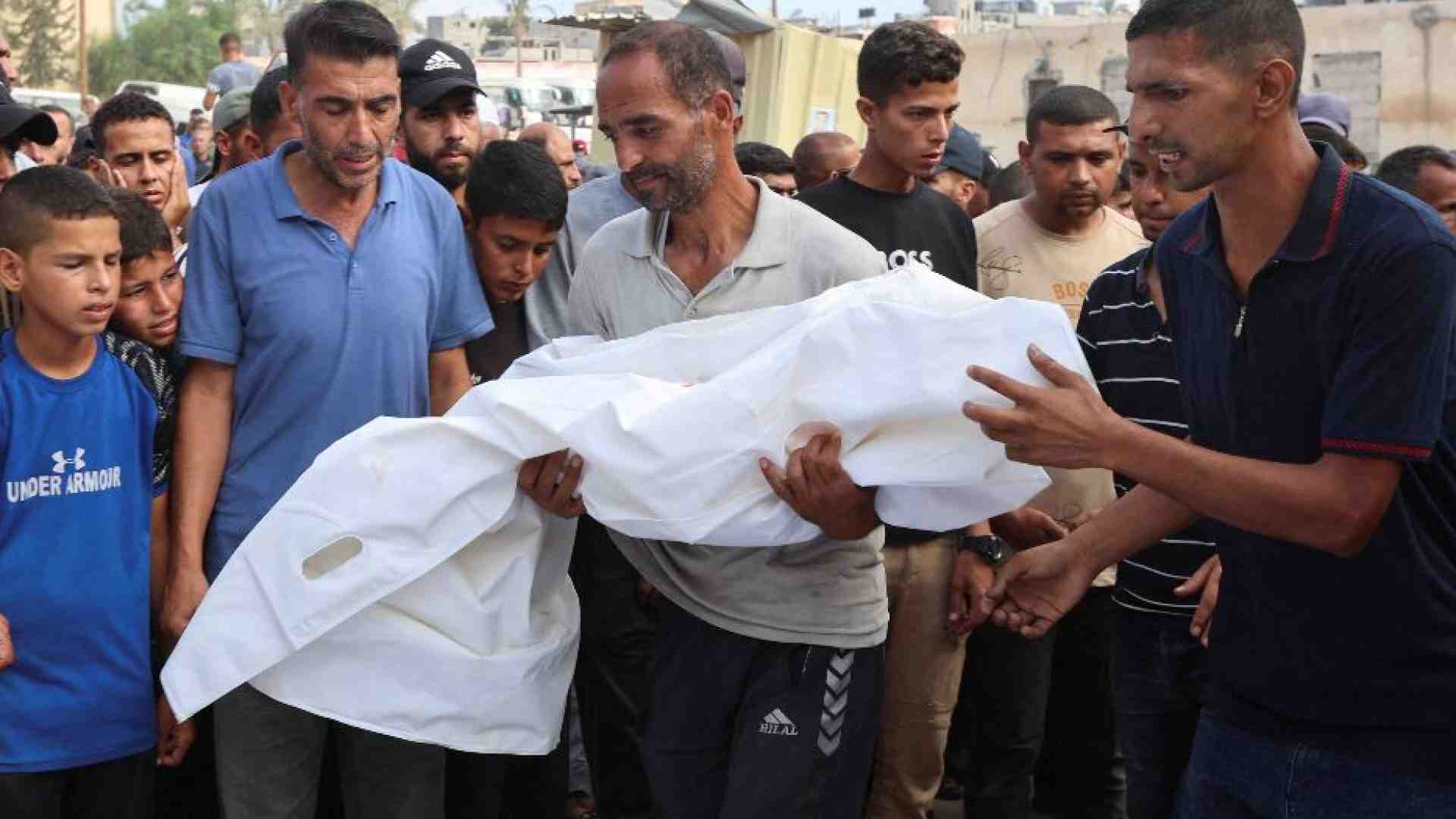 Immagine di Non c'è tregua a Gaza: decine di morti per il pane