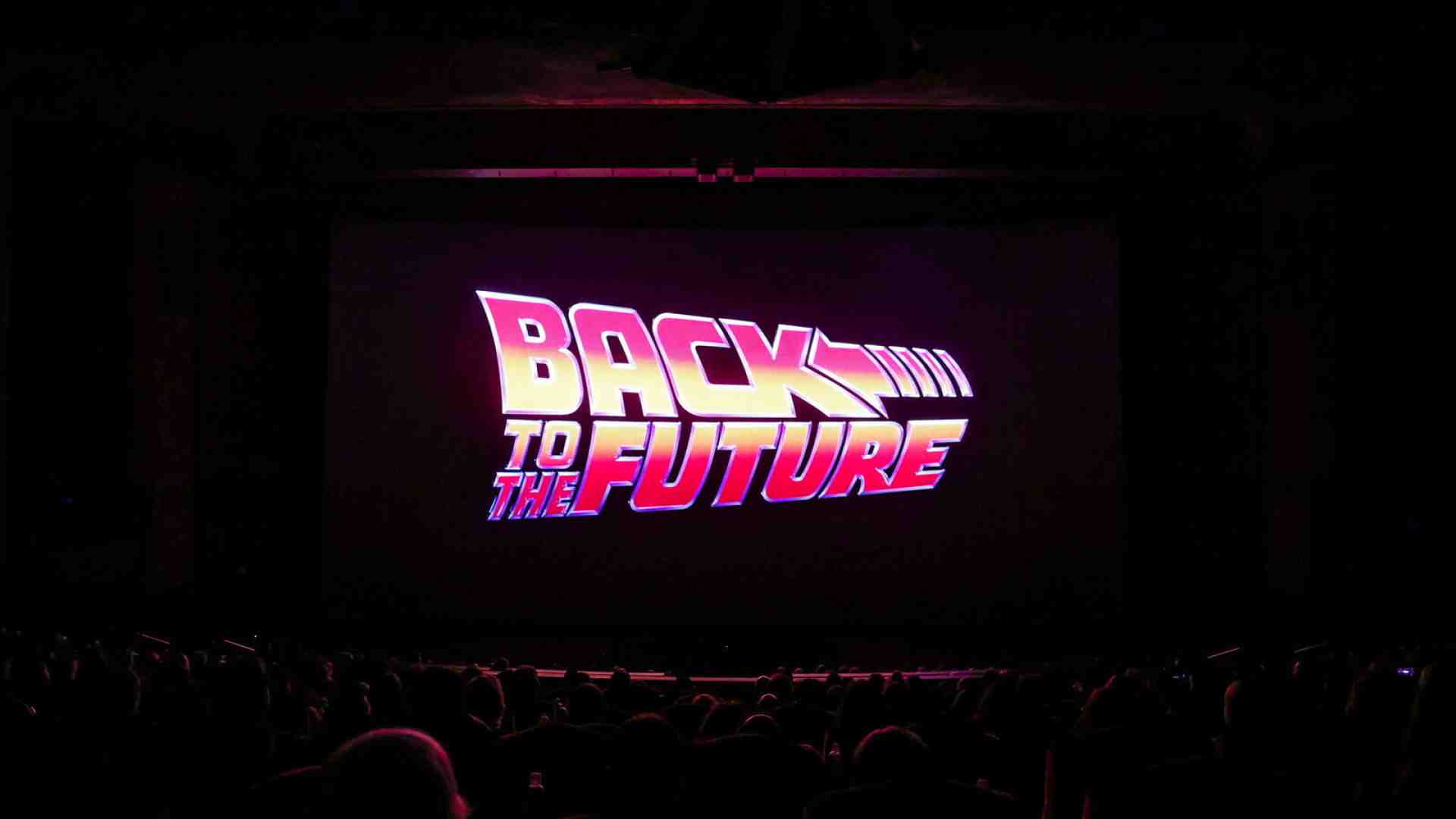 Immagine di Ritorno al film. Una DeLorean contro le fantasie della politica attuale