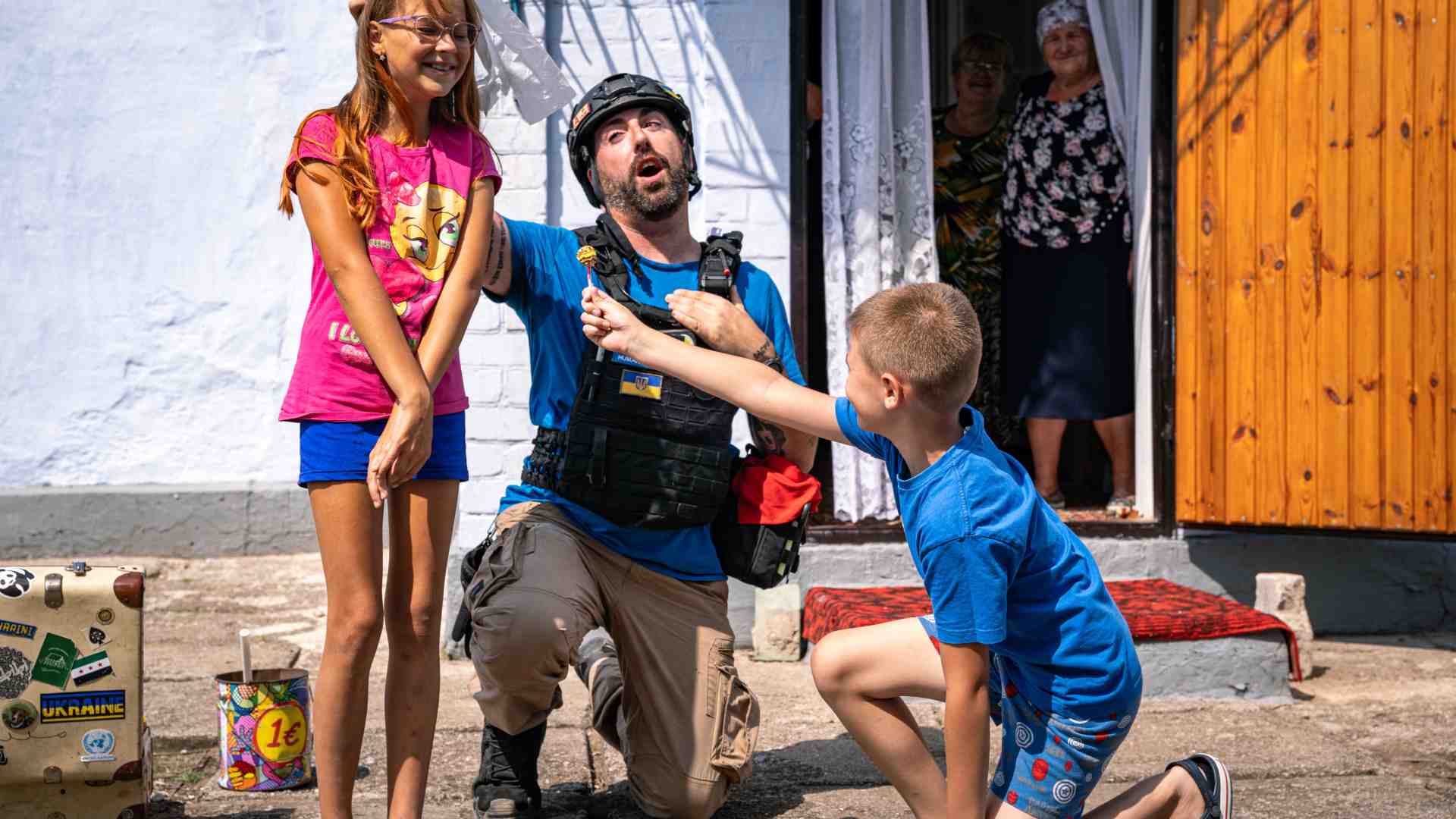Immagine di Mattia Bidoli, il mago che ripara le ferite interiori della guerra