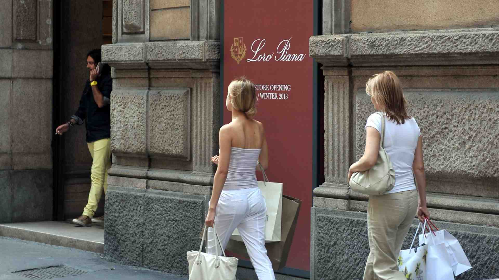 Immagine di Il lusso, gli sfruttati e noi: ecco chi ha subito un danno