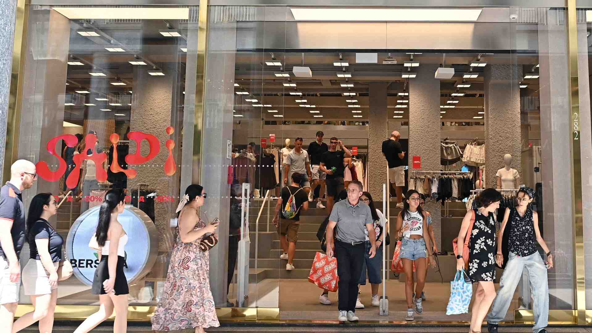 Immagine di Gli azionisti etici contro l'ipocrisia green di Zara & Co