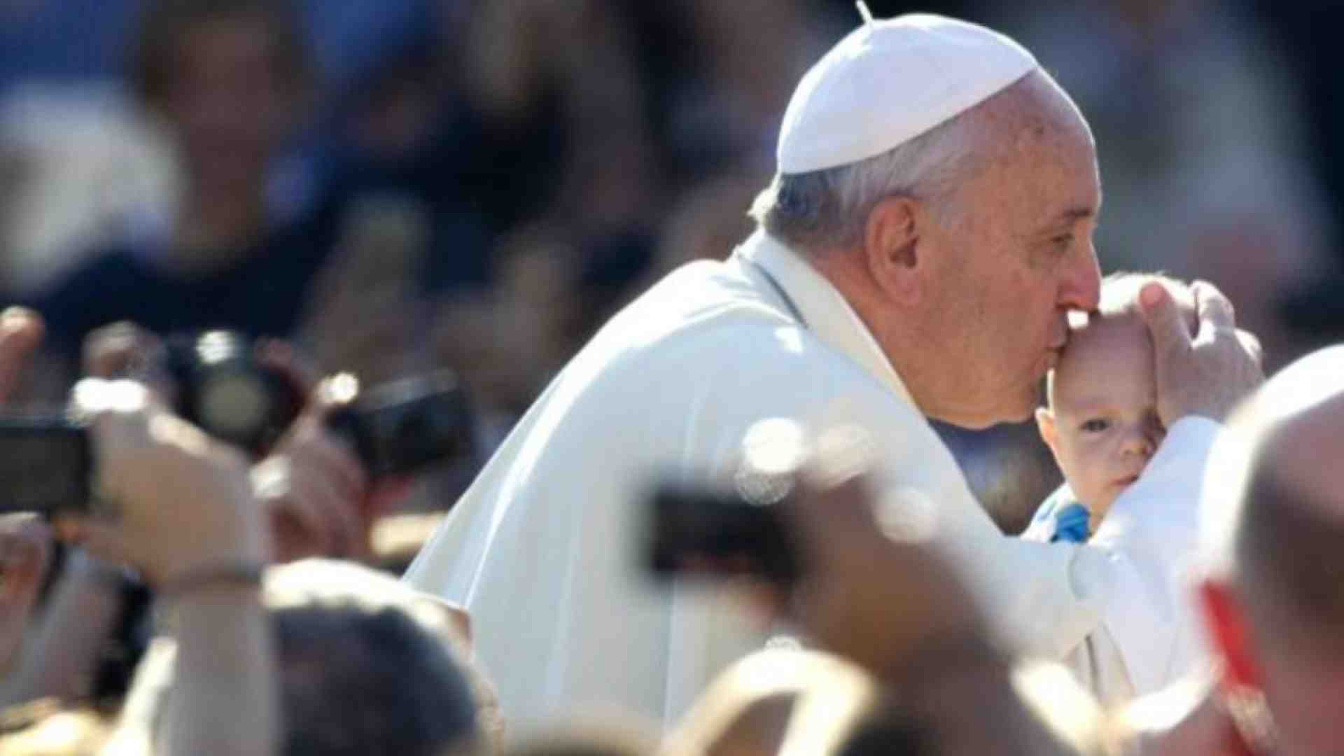 Immagine di Fede, cuore e desiderio: perché Bergoglio è stato un Papa romantico