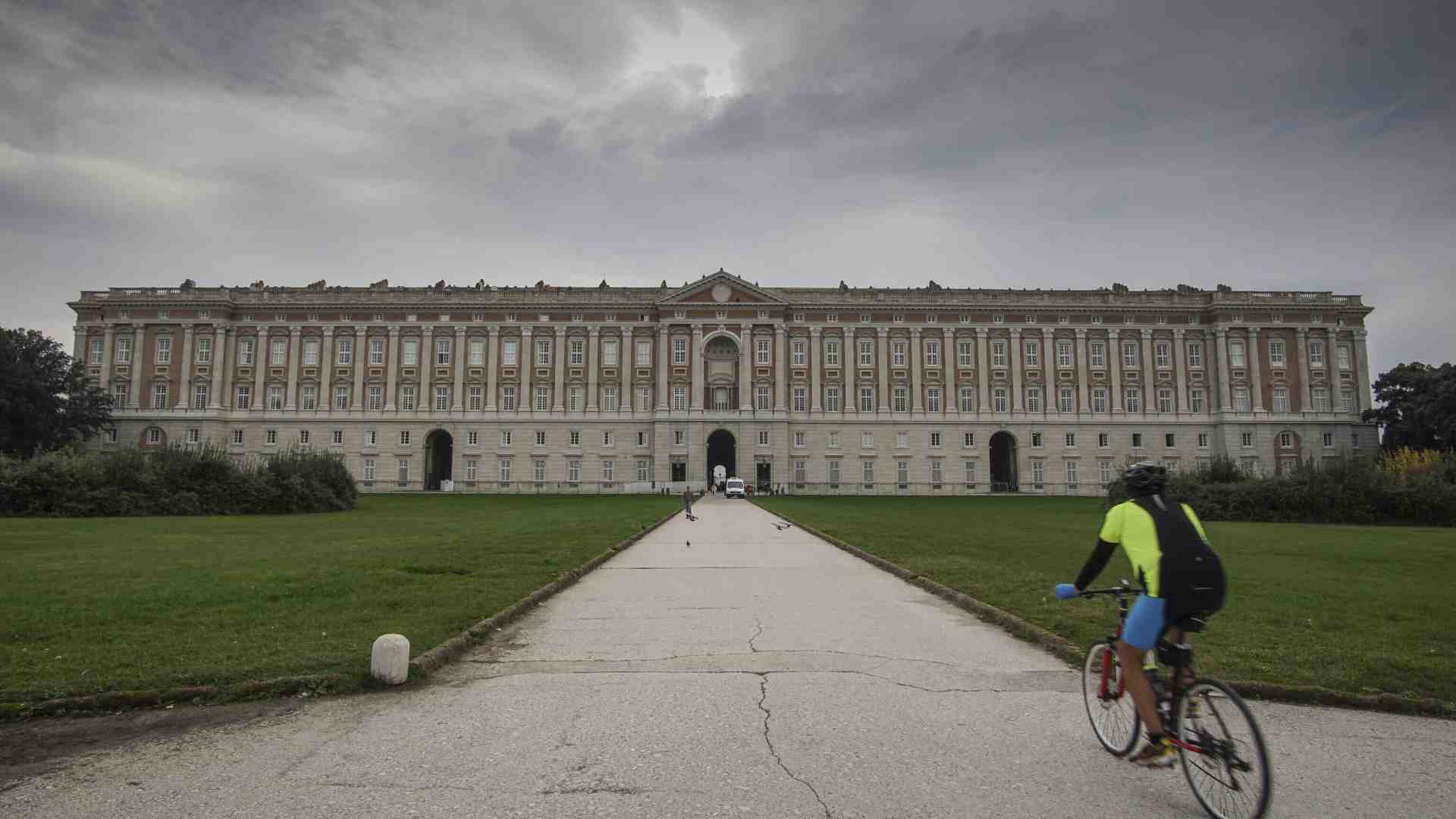 Immagine di Il musicista putiniano che suona a Caserta e la responsabilità che manca