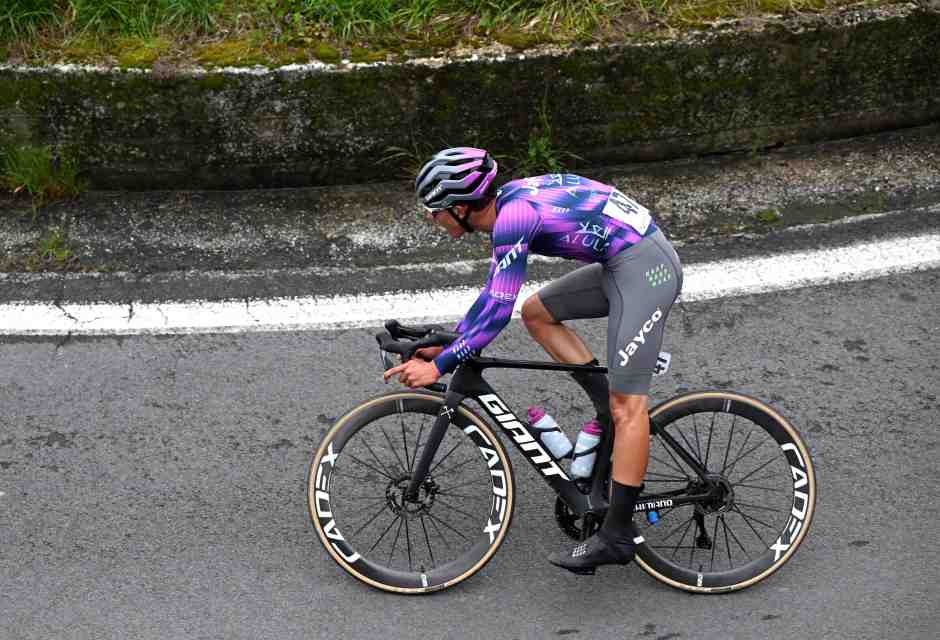 Samuele Privitera durante la Settimana Internazionale Coppi e Bartali 2025 (foto Getty Images)<br />